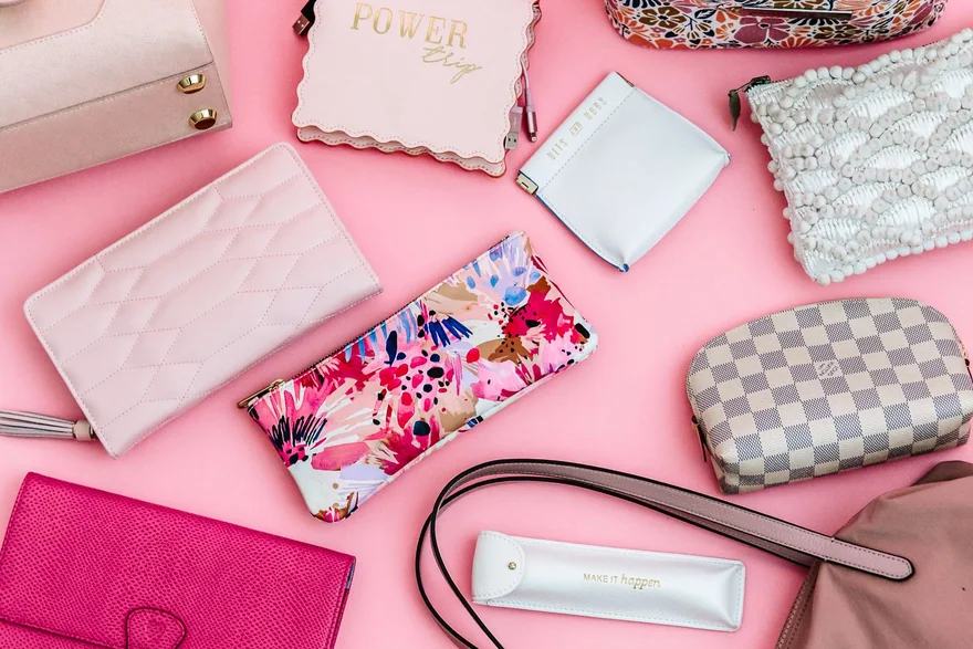 EXW vs FOB vs CIF vs DDP for Cosmetic Bag Shipments — Bulk cosmetic bag production detail