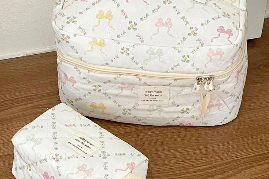 Single Compartment vs Multi — Custom cosmetic bag and makeup bag programme